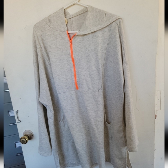 NWOT Eldridge brand long-sleeve hoodie with kangaroo pocket size 1xl - Picture 4 of 7